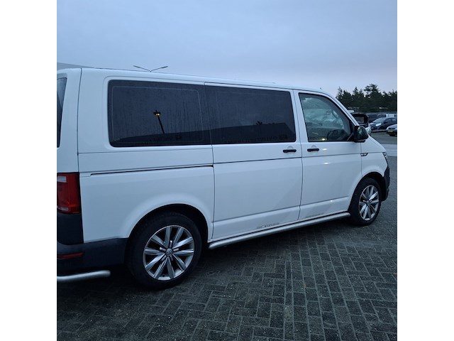 Bedrijfswagen, volkswagen, transporter - afbeelding 42 van  46