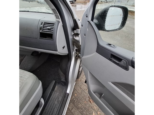 Bedrijfswagen, volkswagen, transporter - afbeelding 33 van  45