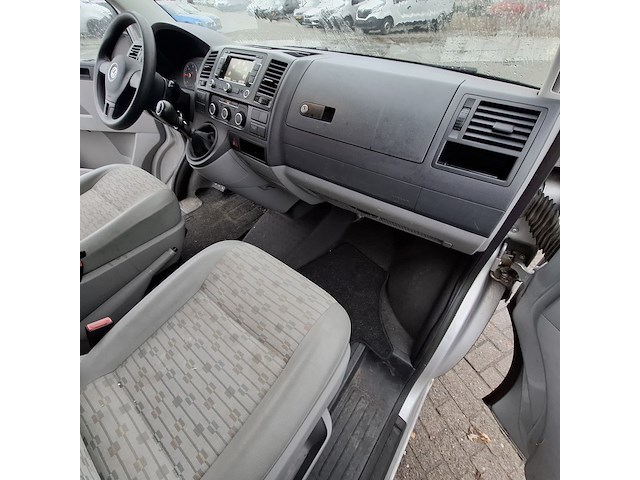 Bedrijfswagen, volkswagen, transporter - afbeelding 35 van  45