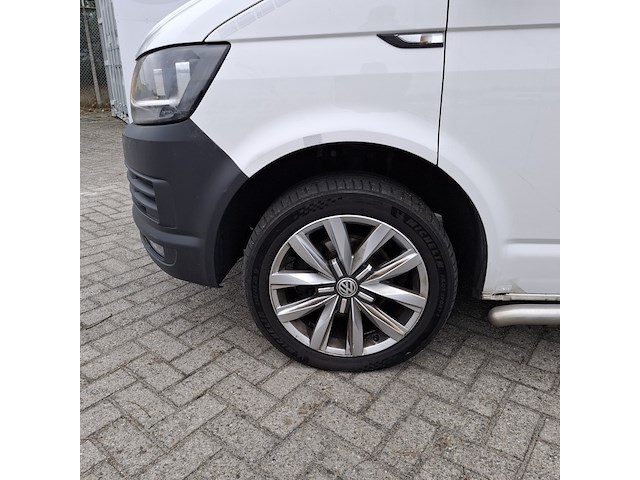Bedrijfswagen, volkswagen, transporter - afbeelding 2 van  49