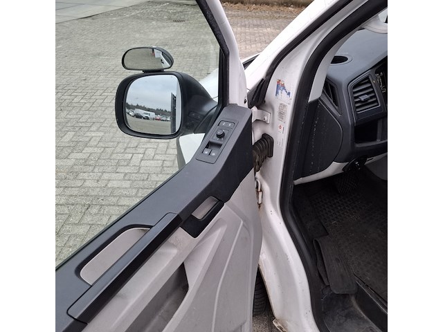 Bedrijfswagen, volkswagen, transporter - afbeelding 19 van  49