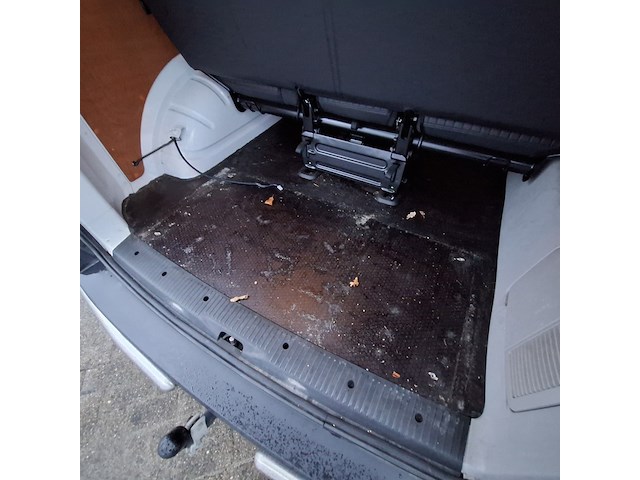 Bedrijfswagen, volkswagen, transporter - afbeelding 28 van  46