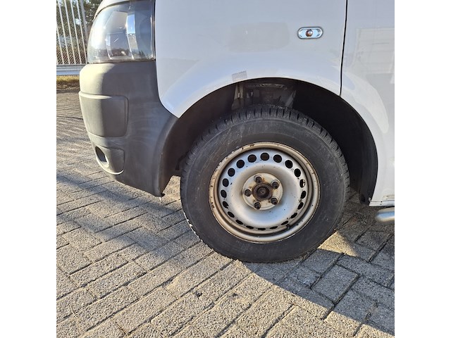 Bedrijfswagen, volkswagen, transporter - afbeelding 38 van  43