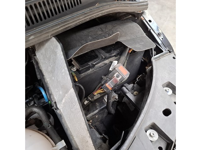 Bedrijfswagen, volkswagen, transporter - afbeelding 40 van  52