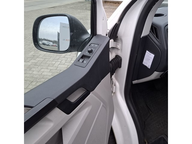 Bedrijfswagen, volkswagen, transporter - afbeelding 18 van  51