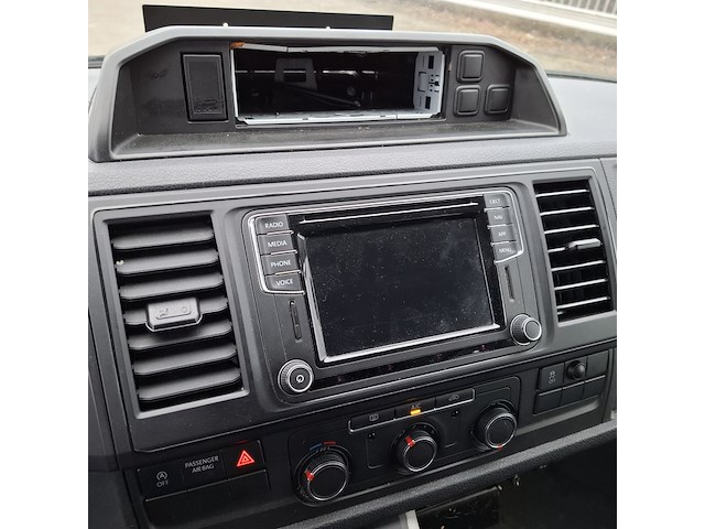 Bedrijfswagen, volkswagen, transporter - afbeelding 26 van  51