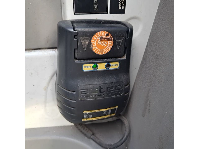 Bedrijfswagen voorzien van rioolreinigingsunit, mercedes-benz, sprinter 511 2.2 cdi 366 hd dc, 511 2.2 cdi 366 hd dc, 2008 - afbeelding 27 van  74