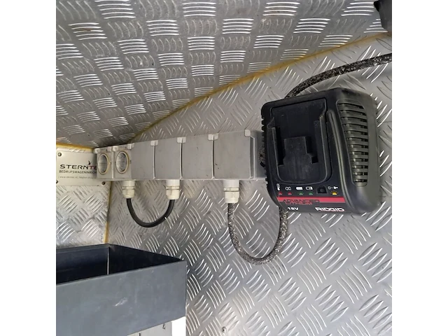 Bedrijfswagen voorzien van rioolreinigingsunit, mercedes-benz, sprinter 511 2.2 cdi 366 hd dc, 511 2.2 cdi 366 hd dc, 2008 - afbeelding 52 van  74