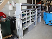 Bedrijfswagenrichting transportainer.nl. 308 cm x 37 ,5 cm. hoogte 170 cm. met 16 vakken met geleider t.b.v... - afbeelding 2 van  9