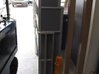 Bedrijfswagenrichting transportainer.nl. 308 cm x 37 ,5 cm. hoogte 170 cm. met 16 vakken met geleider t.b.v... - afbeelding 6 van  9