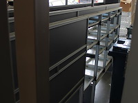 Bedrijfswagenrichting transportainer.nl. 308 cm x 37 ,5 cm. hoogte 170 cm. met 16 vakken met geleider t.b.v... - afbeelding 8 van  9