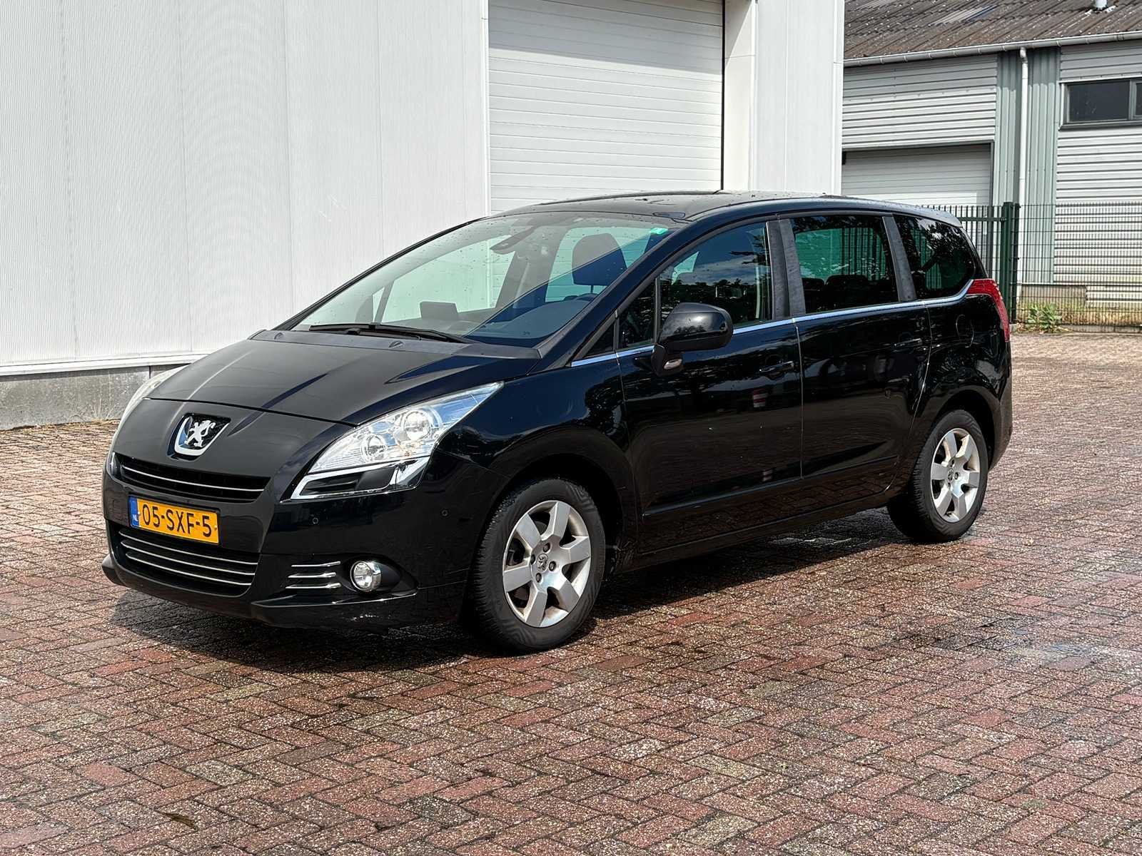 Bedrijfswagens en personenauto's te schijndel