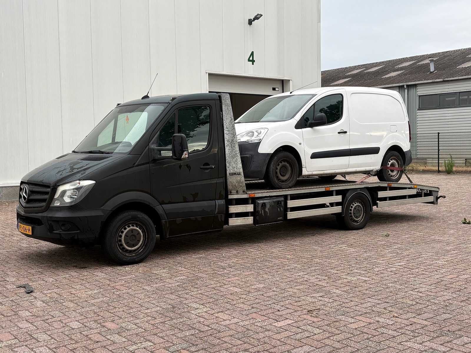 Bedrijfswagens en personenauto's te schijndel