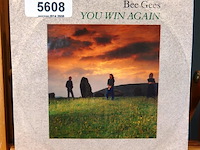 Bee gees - afbeelding 1 van  4