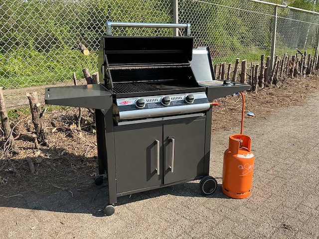 Beef eater 900 series barbecue - afbeelding 1 van  13