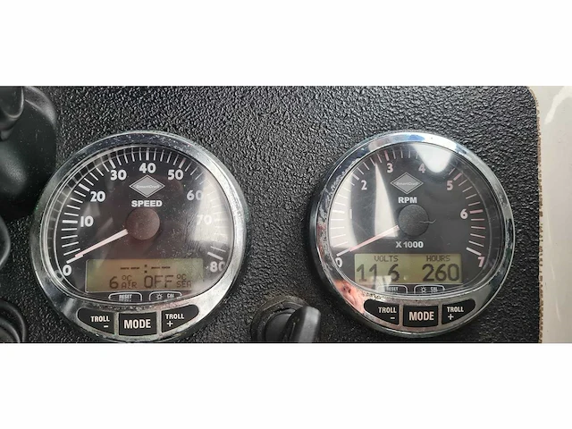 Beekman - 590 fish - console boat and fishing boat - 2006 - afbeelding 7 van  26