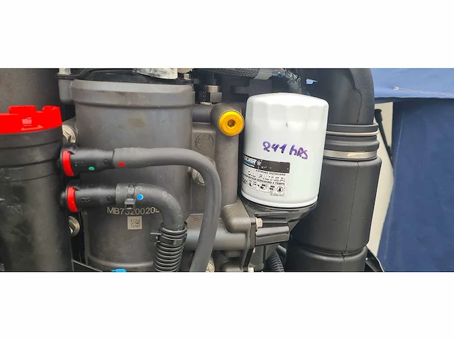 Beekman - 590 fish - console boat and fishing boat - 2006 - afbeelding 14 van  26