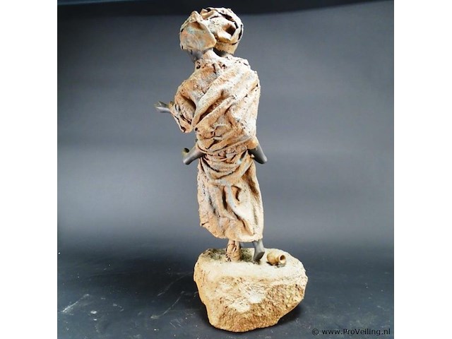 Beeld afrikaanse moeder met kind - afbeelding 5 van  5