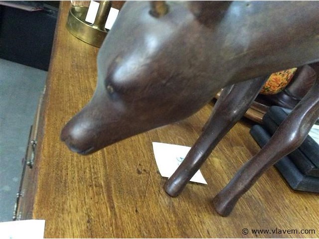Beeld hout antilope ( één hoorn ontbreekt ) - afbeelding 3 van  3