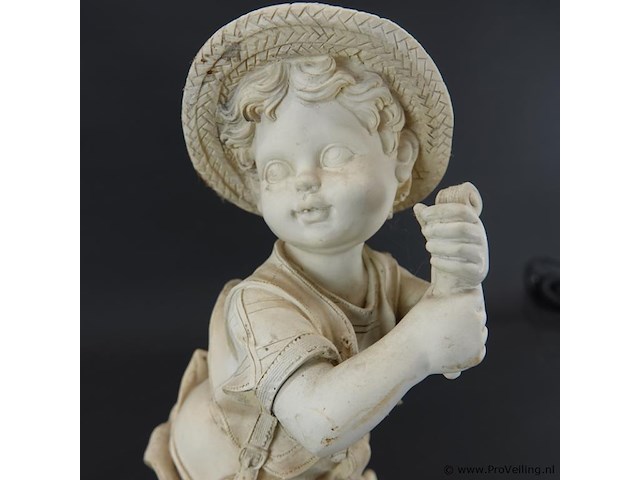 Beeld jongetje - afbeelding 2 van  5