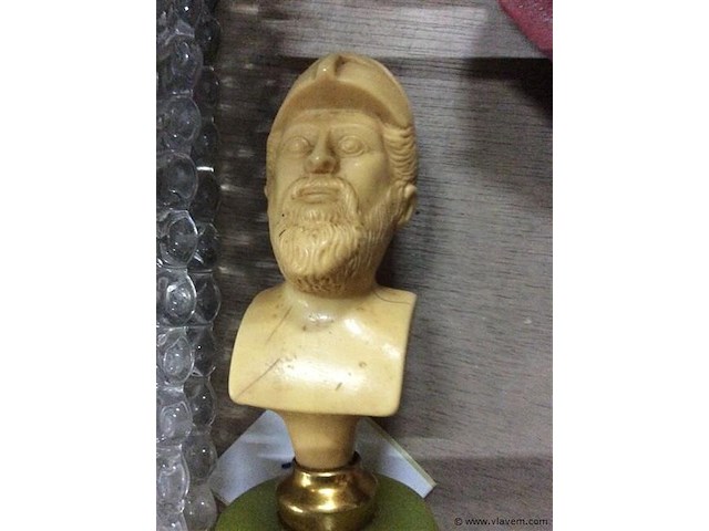 Beeld op voet - afbeelding 2 van  2