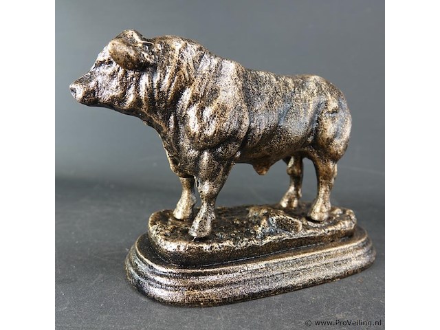 Beeld stier - afbeelding 3 van  5