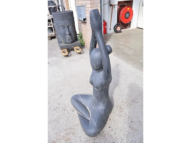 Beeld, yoga, donkergrijs / antraciet - afbeelding 5 van  7