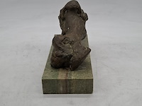 Beeldje, g. zijlstra, tempel hondje - afbeelding 2 van  7