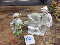 Beeldjes biscuit 2stuks - afbeelding 1 van  3