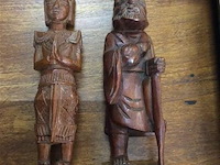 Beeldjes oosters 2stuks - afbeelding 1 van  3