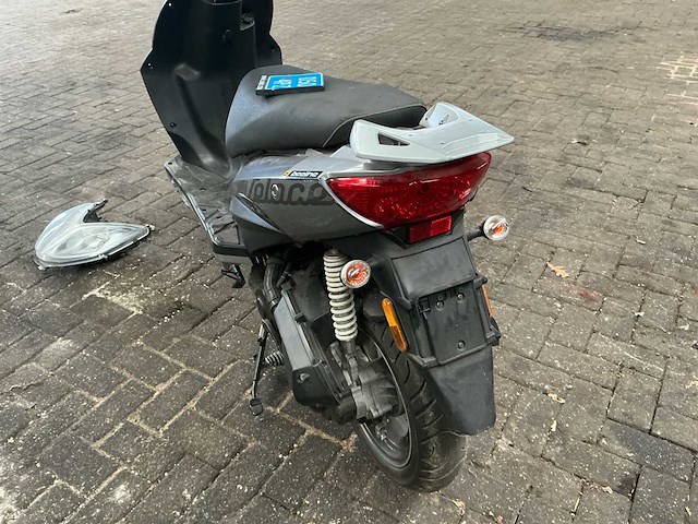 Beeline veloce 25-kmh scooter - afbeelding 12 van  14