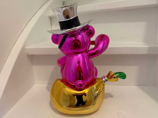 Beer sculptuur - afbeelding 2 van  4