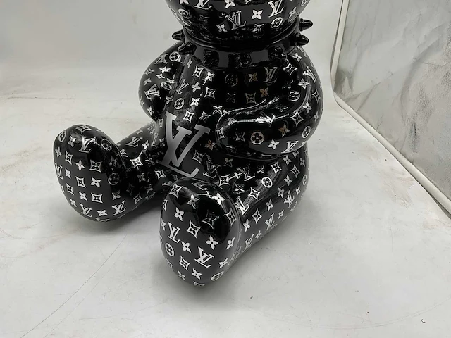 Beer sculptuur - afbeelding 4 van  12