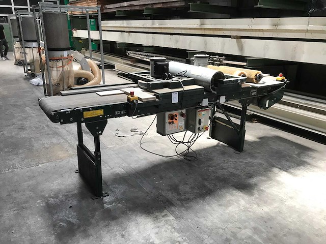 Beerepoot be borstelmachine - afbeelding 1 van  17