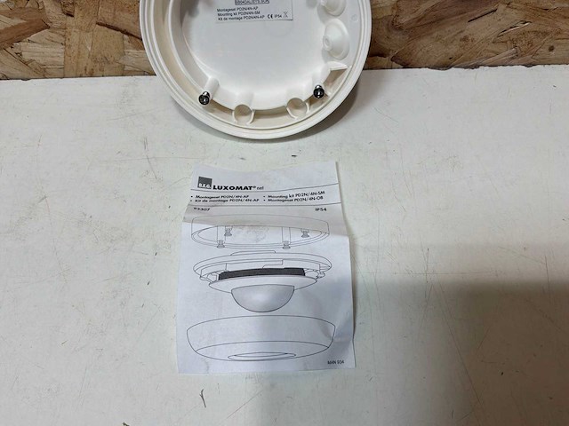 B.e.g. luxomat opbouwmontageset (modelnummer 93307) (40x) - afbeelding 5 van  6