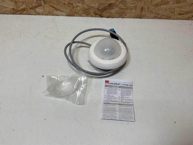 B.e.g. luxomat sb04dalisys.001b aanwezigheidssensor (4x) - afbeelding 1 van  4