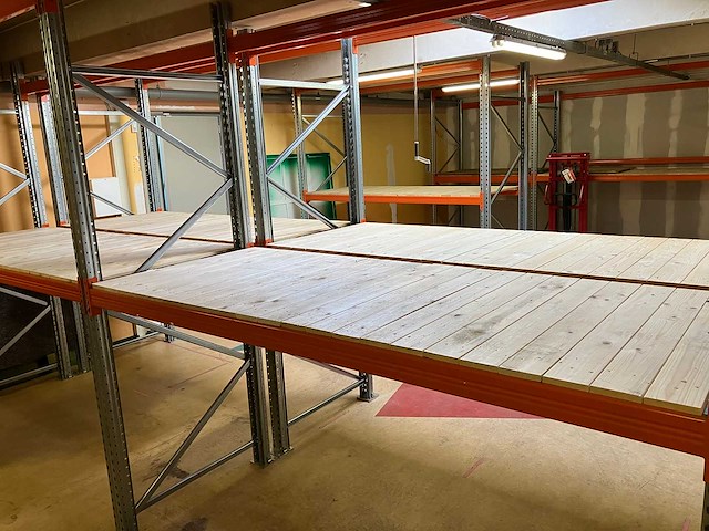 Begra - pallet racking 2024 - afbeelding 10 van  24
