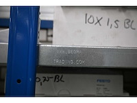 Begra 2 secties legbordstelling met volledige inhoud met (festo) onderdelen - afbeelding 5 van  11