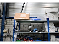 Begra 2 secties legbordstelling met volledige inhoud met (festo) onderdelen - afbeelding 12 van  14