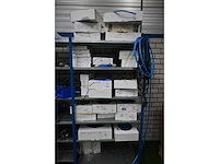 Begra 2 secties legbordstelling met volledige inhoud met (festo) onderdelen - afbeelding 2 van  14