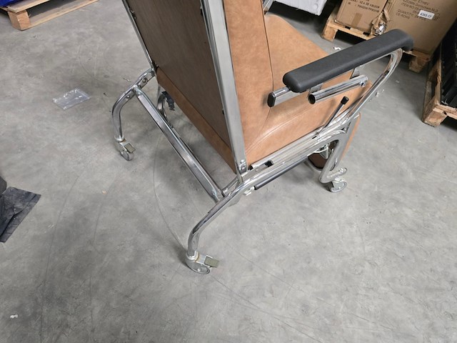 Behandelstoel verstelbaar design, metalenframe - afbeelding 6 van  11
