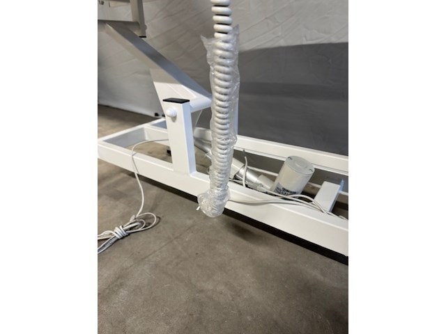 Behandeltafel, wit/blauw, elektrisch - afbeelding 7 van  10