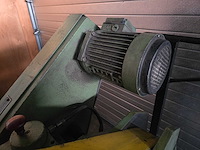 Behringer - 1985 - ks400hy - beugelzaagmachine - afbeelding 18 van  24
