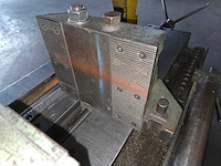 Behringer - 1985 - ks400hy - beugelzaagmachine - afbeelding 22 van  24
