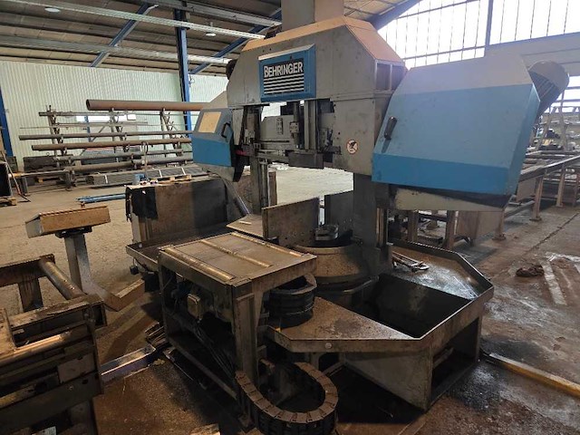 Behringer - 2002 - hbp 420/723g - cnc-bandzaagmachine - afbeelding 2 van  25
