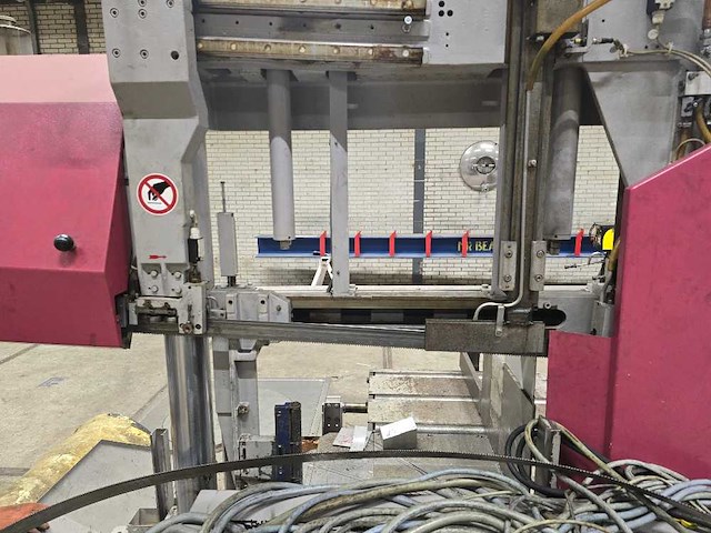 Behringer - 2006 - hbp 510 / 723 ga - cnc-bandzaagmachine - afbeelding 2 van  16