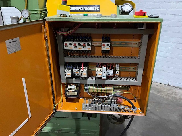 Behringer - hbp-340x500mm - metal vertical band sawing machine - 1984 - afbeelding 7 van  17