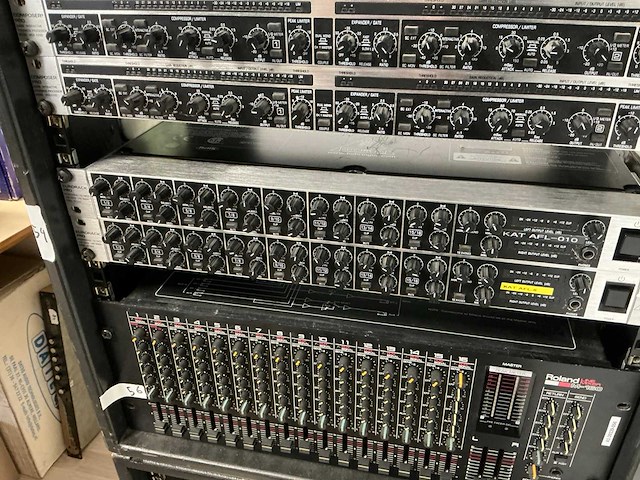 Behringer eurorack pro rackmixer (2x) - afbeelding 2 van  3