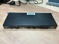 Behringer peq305 parametrische equalizer - afbeelding 3 van  3