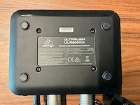 Behringer ultralink ulm302mic dubbel draadloos microfoonsysteem - afbeelding 5 van  6